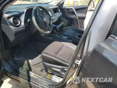 Zdjęcie 7 z 14 samochodu: 2016 TOYOTA RAV4 LE VIN:JTMZFREV2GJ072806 - miniatura