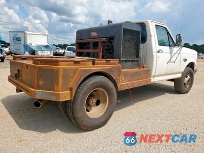 Trzecie zdjęcie samochodu z tyłu: 1997 FORD F350 VIN:3FEKF37F4VMA67182 - miniatura