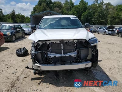 Piąte zdjęcie samochodu w środku: 2025 TOYOTA TUNDRA CREWMAX SR VIN:5TFLA5DB9SX277503 - miniatura