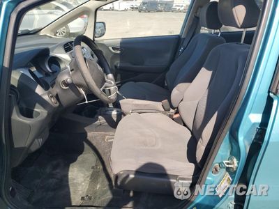 Zdjęcie 7 z 14 samochodu: 2012 HONDA FIT VIN:JHMGE8H39CC014669 - miniatura