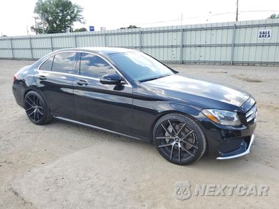 Czwarte zdjęcie samochodu z boku: 2017 MERCEDES-BENZ C 300 VIN:55SWF4JB4HU203985 - miniatura