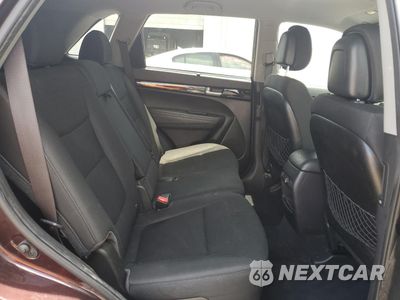 Zdjęcie 11 z 16 samochodu: 2014 KIA SORENTO LX VIN:5XYKT4A66EG500451 - miniatura