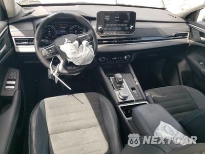 Zdjęcie 8 z 15 samochodu: 2023 MITSUBISHI OUTLANDER SE VIN:JA4J3UA88PZ058123 - miniatura