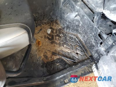 Czwarte zdjęcie samochodu z boku: 2021 KAWASAKI KRT800 C VIN:JKBRTCG19MB525301 - miniatura