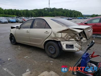 Drugie zdjęcie samochodu z przodu: 2003 TOYOTA CAMRY LE VIN:4T1BE32K83U233899 - miniatura