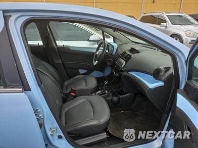 Piąte zdjęcie samochodu w środku: 2015 CHEVROLET SPARK EV 2LT VIN:KL8CL6S06FC702165 - miniatura