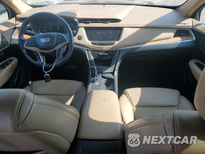 Zdjęcie 8 z 14 samochodu: 2018 CADILLAC XT5 PLATINUM VIN:1GYKNGRSXJZ157601 - miniatura