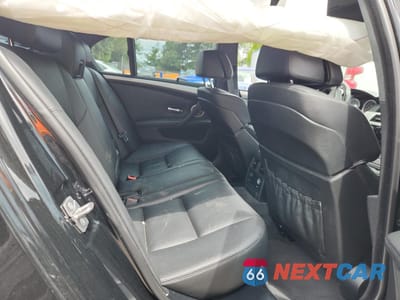 Zdjęcie 10 z 12 samochodu: 2010 BMW M5 VIN:WBSNB9C50AC043256 - miniatura