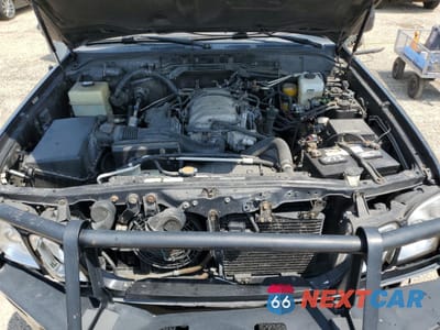 Zdjęcie 12 z 13 samochodu: 2000 LEXUS LX 470 VIN:JT6HT00W5Y0091686 - miniatura