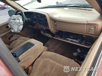 Zdjęcie 8 z 13 samochodu: 1999 CHEVROLET SILVERADO C1500 VIN:2GCEC19T2X1147368 - miniatura