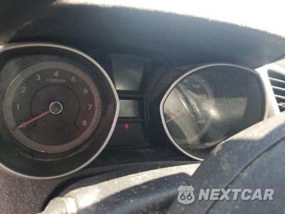Zdjęcie 9 z 12 samochodu: 2016 HYUNDAI ELANTRA GT VIN:KMHD35LH9GU332895 - miniatura