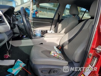 Zdjęcie 7 z 14 samochodu: 2018 TOYOTA CAMRY L VIN:4T1B11HK0JU660272 - miniatura