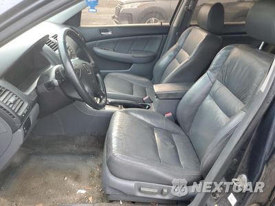 Zdjęcie 7 z 13 samochodu: 2004 HONDA ACCORD EX VIN:1HGCM56814A078896 - miniatura