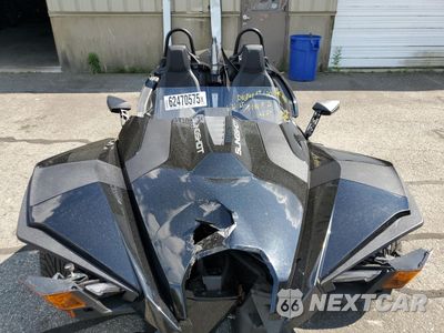 Piąte zdjęcie samochodu w środku: 2023 POLARIS SLINGSHOT S WITH TECHNOLOGY PACKAGE VIN:57XAATHD4P8154305 - miniatura