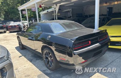 Trzecie zdjęcie samochodu z tyłu: 2019 DODGE CHALLENGER SXT VIN:2C3CDZAG1KH739642 - miniatura