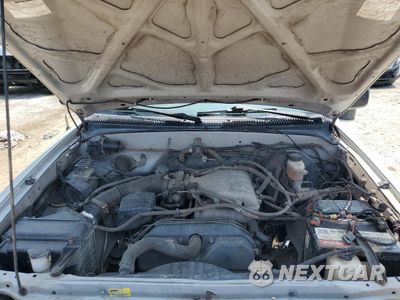 Zdjęcie 11 z 12 samochodu: 2004 TOYOTA TACOMA DOUBLE CAB VIN:5TEHN72N84Z317844 - miniatura