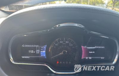 Zdjęcie 8 z 11 samochodu: 2019 LINCOLN MKT VIN:2LMHJ5AT6KBL01900 - miniatura