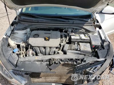 Zdjęcie 11 z 13 samochodu: 2020 HYUNDAI ELANTRA SEL VIN:5NPD84LF5LH607701 - miniatura