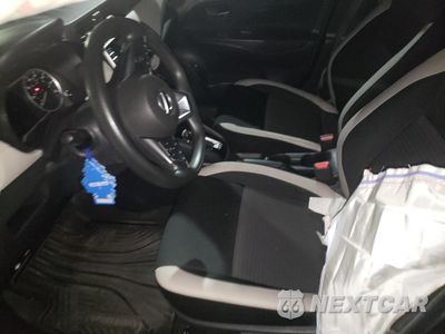 Zdjęcie 7 z 12 samochodu: 2021 NISSAN VERSA SV VIN:3N1CN8EV3ML823483 - miniatura
