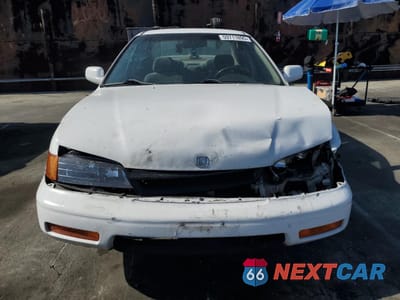 Piąte zdjęcie samochodu w środku: 1995 HONDA ACCORD LX VIN:JHMCD5531SC021005 - miniatura