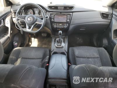 Zdjęcie 8 z 14 samochodu: 2017 NISSAN ROGUE S VIN:KNMAT2MT1HP611542 - miniatura