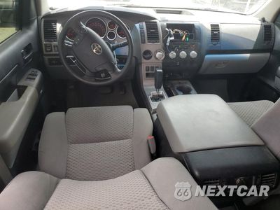 Zdjęcie 8 z 13 samochodu: 2010 TOYOTA TUNDRA CREWMAX SR5 VIN:5TFEY5F17AX078389 - miniatura