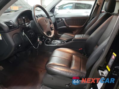 Zdjęcie 7 z 13 samochodu: 2005 MERCEDES-BENZ ML 350 VIN:4JGAB57E65A522030 - miniatura