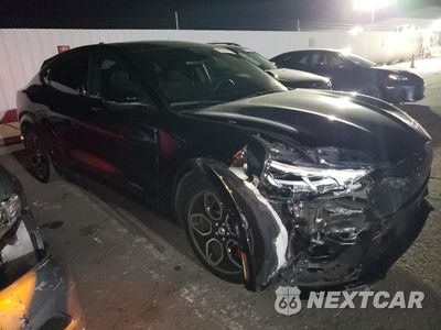 Czwarte zdjęcie samochodu z boku: 2023 FORD MUSTANG MACH-E GT VIN:3FMTK4SE6PMA61931 - miniatura