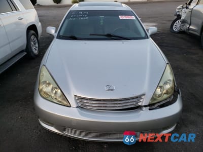 Piąte zdjęcie samochodu w środku: 2003 LEXUS ES 300 VIN:JTHBF30G430122353 - miniatura