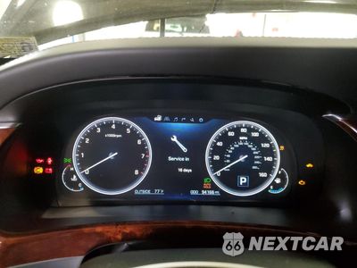 Zdjęcie 9 z 15 samochodu: 2016 HYUNDAI EQUUS SIGNATURE VIN:KMHGH4JH8GU106049 - miniatura