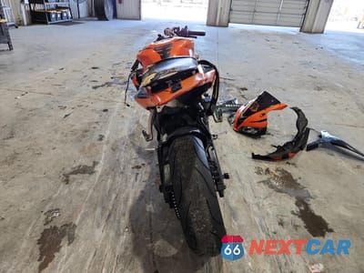 Czwarte zdjęcie samochodu z boku: 2008 HONDA CBR600 RR VIN:JH2PC40008M100883 - miniatura