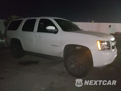 Czwarte zdjęcie samochodu z boku: 2007 CHEVROLET TAHOE K1500 VIN:1GNFK13067J342795 - miniatura