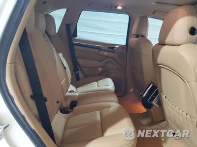 Zdjęcie 11 z 15 samochodu: 2012 PORSCHE CAYENNE VIN:WP1AA2A27CLA00916 - miniatura