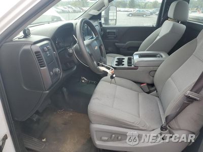Zdjęcie 7 z 12 samochodu: 2017 CHEVROLET SILVERADO C1500 VIN:1GCNCNEH2HZ397047 - miniatura
