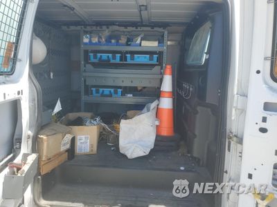 Zdjęcie 11 z 14 samochodu: 2018 CHEVROLET EXPRESS G2500 VIN:1GCWGAFP7J1175230 - miniatura