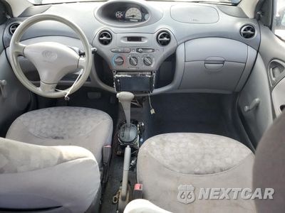 Zdjęcie 8 z 12 samochodu: 2000 TOYOTA ECHO VIN:JTDBT1230Y0076553 - miniatura