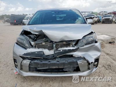 Piąte zdjęcie samochodu w środku: 2020 TOYOTA SIENNA SE VIN:5TDXZ3DC6LS056908 - miniatura