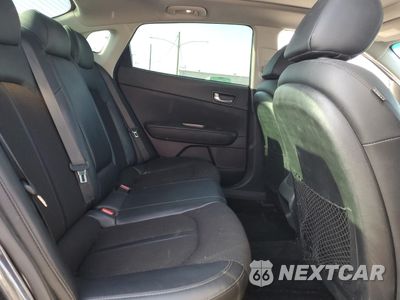 Zdjęcie 10 z 15 samochodu: 2019 KIA OPTIMA LX VIN:5XXGT4L39KG315772 - miniatura