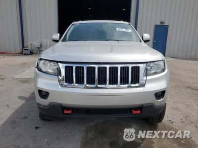 Piąte zdjęcie samochodu w środku: 2012 JEEP GRAND CHEROKEE LAREDO VIN:1C4RJEAG0CC294628 - miniatura