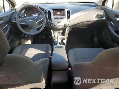 Zdjęcie 8 z 12 samochodu: 2018 CHEVROLET CRUZE VIN:1G1BC5SMXJ7243717 - miniatura