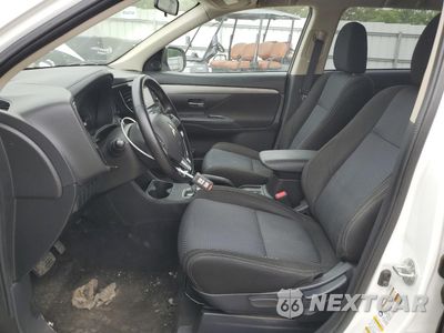 Zdjęcie 7 z 13 samochodu: 2016 MITSUBISHI OUTLANDER SE VIN:JA4AZ3A38GZ024941 - miniatura