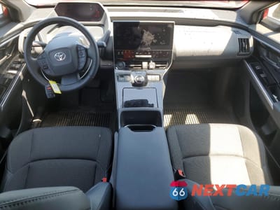 Zdjęcie 8 z 14 samochodu: 2023 TOYOTA BZ4X XLE VIN:JTMAAAAA9PA006429 - miniatura