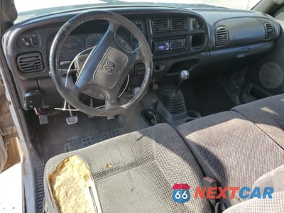 Zdjęcie 8 z 14 samochodu: 2001 DODGE RAM 3500 VIN:1B7MF33691J269398 - miniatura