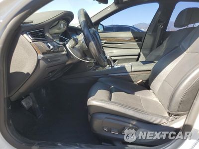 Zdjęcie 7 z 14 samochodu: 2014 BMW 740 I VIN:WBAYA6C50ED144560 - miniatura