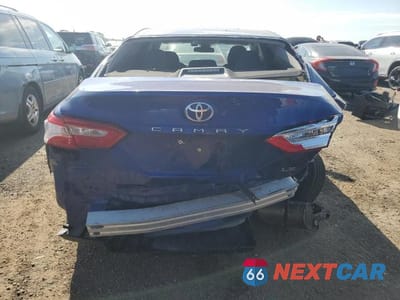 Zdjęcie 6 z 12 samochodu: 2018 TOYOTA CAMRY VIN:4T1B11HKXJU581711 - miniatura