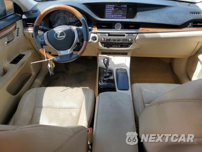 Zdjęcie 8 z 13 samochodu: 2014 LEXUS ES 300H VIN:JTHBW1GG9E2042726 - miniatura