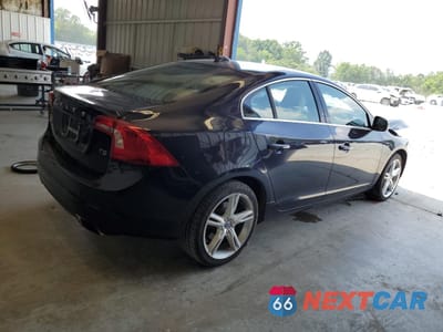 Trzecie zdjęcie samochodu z tyłu: 2016 VOLVO S60 PREMIER VIN:YV126MFK4G2412535 - miniatura