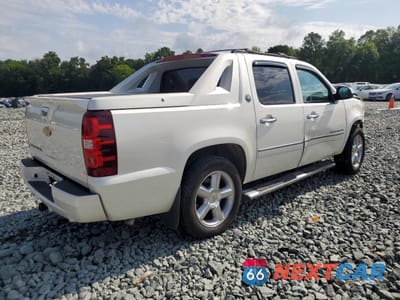 Trzecie zdjęcie samochodu z tyłu: 2013 CHEVROLET AVALANCHE LTZ VIN:3GNMCGE00DG304349 - miniatura