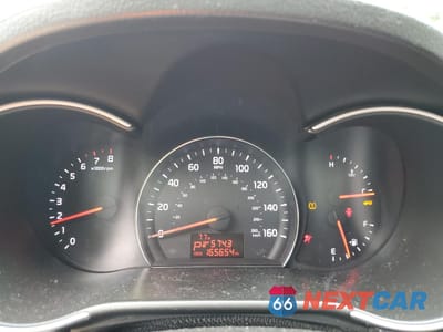 Zdjęcie 9 z 15 samochodu: 2014 KIA SORENTO LX VIN:5XYKT4A62EG456660 - miniatura