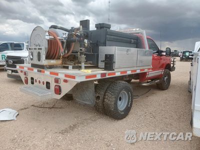 Trzecie zdjęcie samochodu z tyłu: 2002 FORD F350 SUPER DUTY VIN:1FDWF37F92ED12954 - miniatura